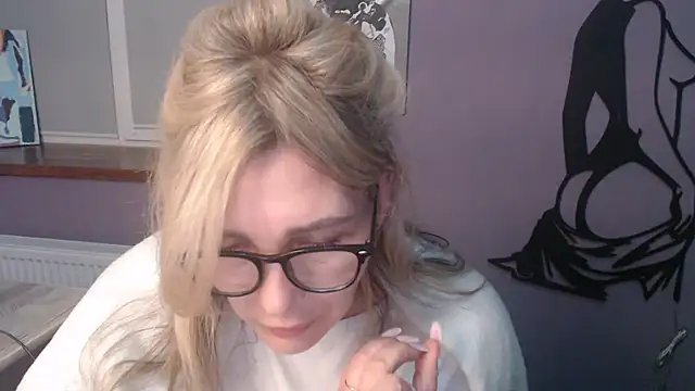  sexy lady online show from May 2026 04:04:02 PM