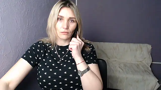 Snapshot of _sexy_lady chatting on February 2025 04:02:01 PM sexy lady online show from February 2025 04:02:01 PM