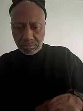 Snapshot of yasohw chatting on December 2025 04:33:01 PM yasohw online show from December 2025 04:33:01 PM