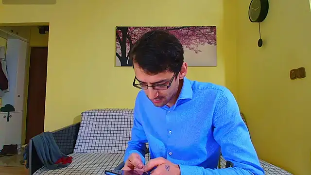 HungEddy online show from December 2025 08:39:01 PM