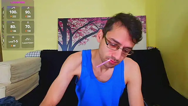 HungEddy online show from October 2025 09:04:02 PM