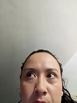 Snapshot of RenataSexy_ chatting on February 2025 02:47:02 AM RenataSexy online show from February 2025 02:47:02 AM