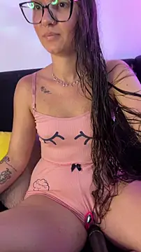 DianaSartori online show from April 2026 08:34:01 PM