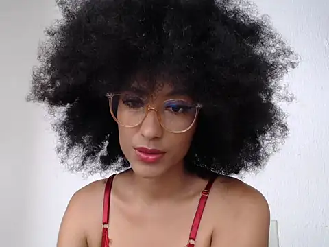 violettamartins online show from May 2026 08:12:01 PM
