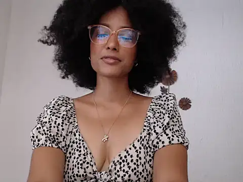 violettamartins online show from June 2026 09:47:02 PM