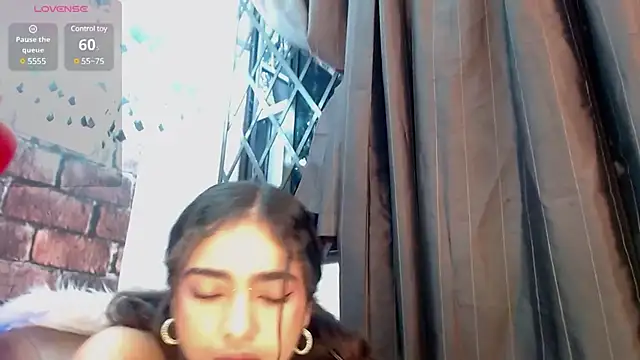 HelenaSwani online show from March 2025 12:11:02 PM