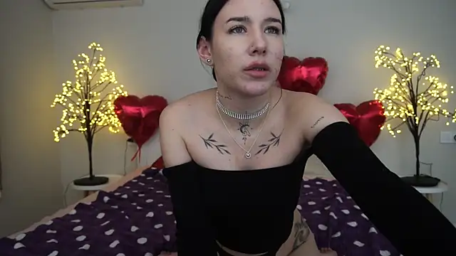 NikkiGoldSide online show from February 2025 08:25:02 PM