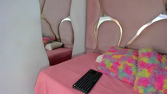 Sofia-candyht online show from May 2026 08:56:01 PM