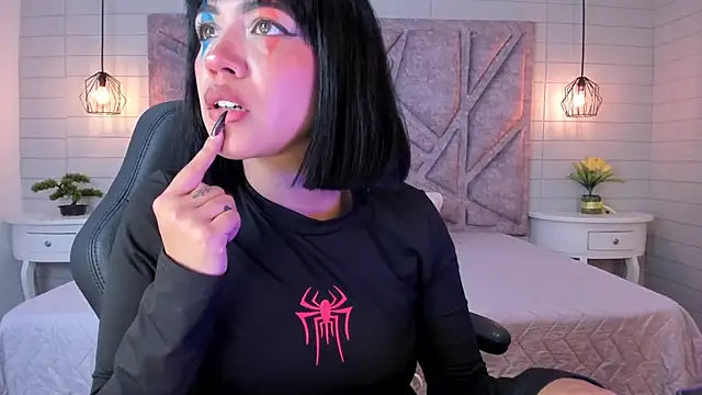 Gianna foxy online show from March 2026 01:30:02 PM