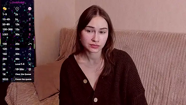 Snapshot of sleeeep_y chatting on October 2025 09:13:01 PM sleeeep y online show from October 2025 09:13:01 PM