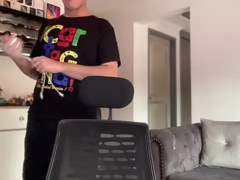 alexandergrey760886 online show from May 2026 12:41:01 PM