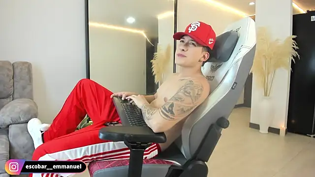 emmanuel scor online show from April 2026 11:09:02 PM