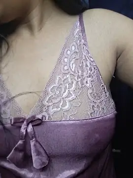 Nisha027 online show from June 2026 12:43:01 AM