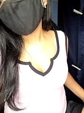 Nisha027 online show from December 2025 12:31:02 AM