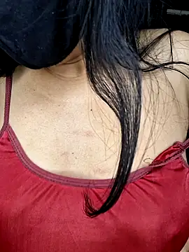 Nisha027 online show from February 2026 01:15:01 AM