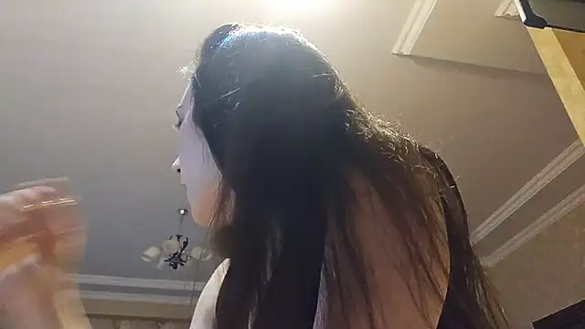 Snapshot of AlejandraDelaney chatting on November 2025 01:11:01 PM AlejandraDelaney online show from November 2025 01:11:01 PM