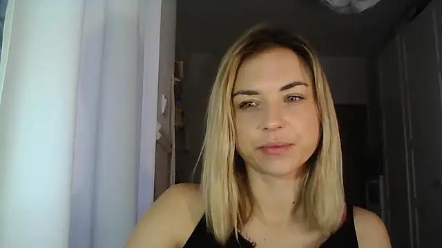 Snapshot of ashley_xlove chatting on January 2025 07:38:02 AM ashley xlove online show from January 2025 07:38:02 AM