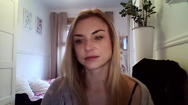 Snapshot of ashley_xlove chatting on December 2025 07:36:02 AM ashley xlove online show from December 2025 07:36:02 AM