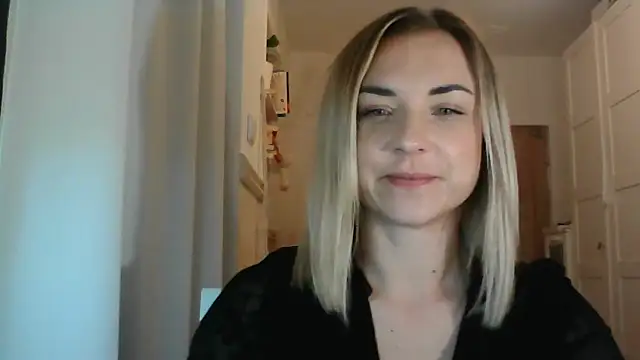 Snapshot of ashley_xlove chatting on January 2025 03:08:02 PM ashley xlove online show from January 2025 03:08:02 PM