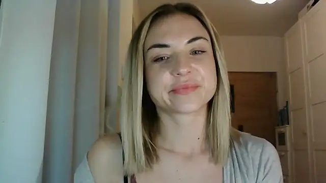 Snapshot of ashley_xlove chatting on January 2025 05:48:01 PM ashley xlove online show from January 2025 05:48:01 PM