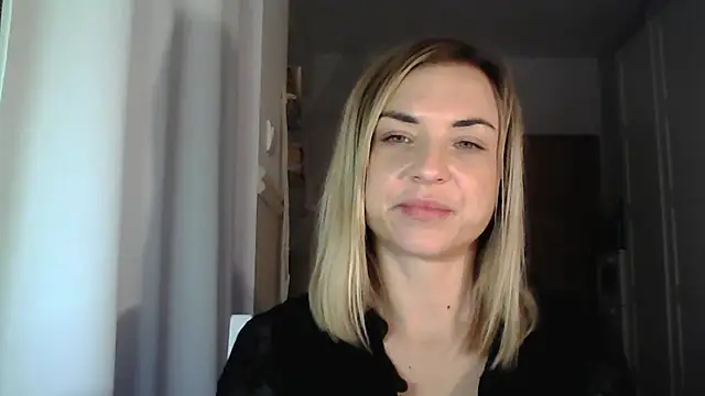 Snapshot of ashley_xlove chatting on January 2025 03:15:01 PM ashley xlove online show from January 2025 03:15:01 PM