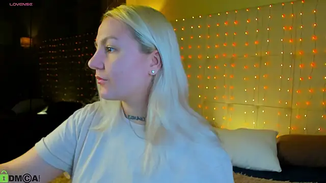 Debbie Taylor online show from April 2026 05:27:01 PM