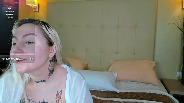 Debbie Taylor online show from February 2026 05:37:02 PM