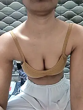 Rajni-Mehra online show from February 2026 05:51:01 AM