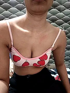 Rajni-Mehra online show from February 2026 05:36:02 AM