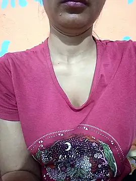 Snapshot of Rajni-Mehra chatting on June 2026 02:53:01 AM Rajni-Mehra online show from June 2026 02:53:01 AM