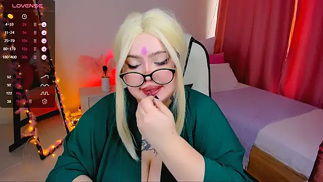 love insidee online show from February 2025 11:33:01 AM