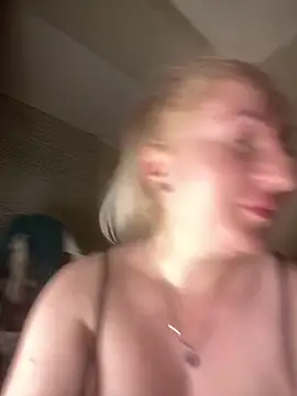 Snapshot of BrigitDani_ chatting on February 2025 03:27:01 PM BrigitDani online show from February 2025 03:27:01 PM
