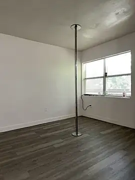 miamiworld online show from September 2025 02:39:02 PM