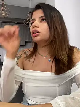 adop me   online show from March 2025 10:08:01 PM