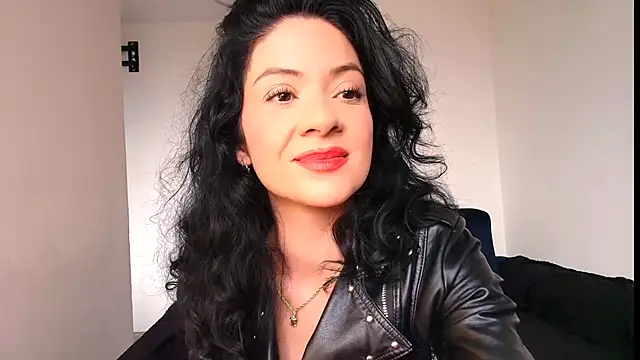 miabeautyxx online show from March 2026 02:11:01 PM