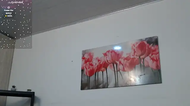 lily f00x online show from March 2026 12:43:01 PM