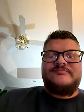 Watson4U online show from November 2025 03:55:02 PM