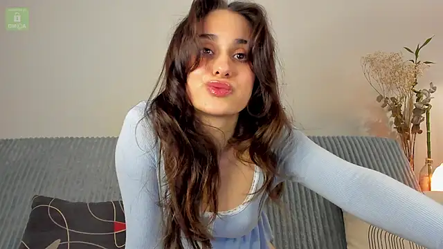 erika hoiree online show from December 2024 12:13:02 AM