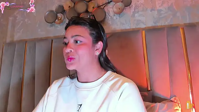 KimDevinne online show from February 2026 02:24:02 AM