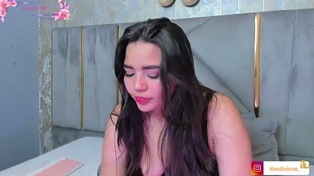 KimDevinne online show from October 2025 02:55:01 AM