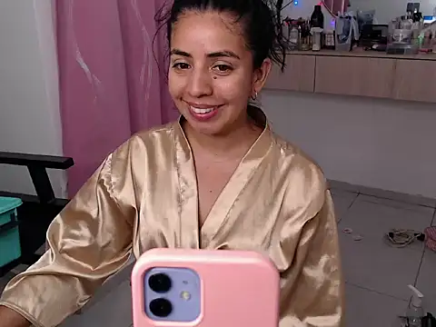 Snapshot of anngela01 chatting on February 2026 05:29:02 AM anngela01 online show from February 2026 05:29:02 AM