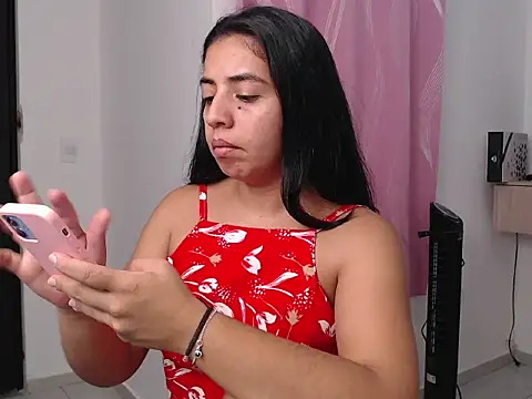 Snapshot of anngela01 chatting on February 2026 06:41:01 PM anngela01 online show from February 2026 06:41:01 PM