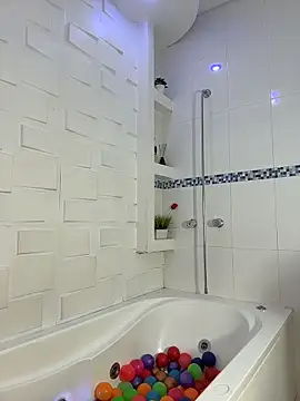 AnahinClar online show from December 2025 08:04:02 PM