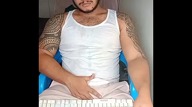 LoqHead online show from February 2025 06:05:01 PM