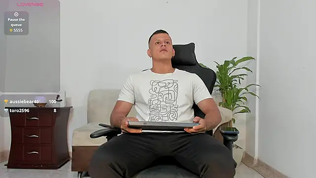 Alex towers online show from October 2025 11:39:02 PM