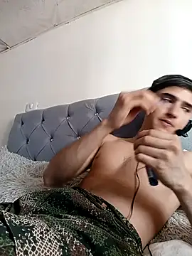 PhilipRich online show from December 2025 05:23:02 PM