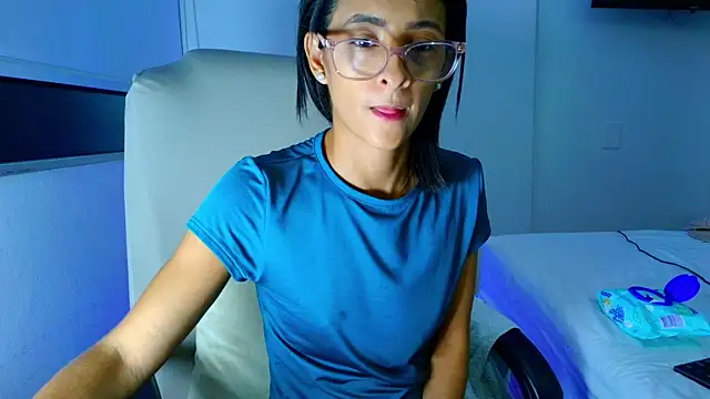 Snapshot of thedianakaro chatting on July 2026 02:29:02 AM thedianakaro online show from July 2026 02:29:02 AM