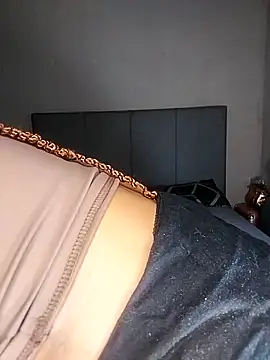 Snapshot of ThickPearlx23 chatting on March 2026 08:25:02 AM ThickPearlx23 online show from March 2026 08:25:02 AM