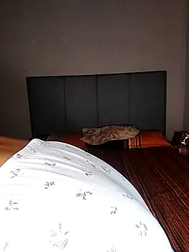 ThickPearlx23 online show from March 2026 06:20:01 PM