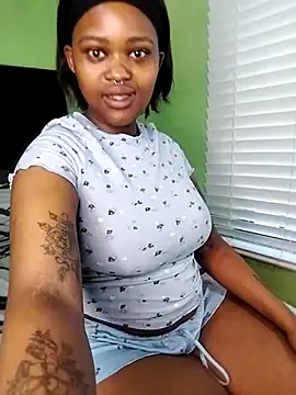 ThickPearlx23 online show from October 2025 04:11:02 AM